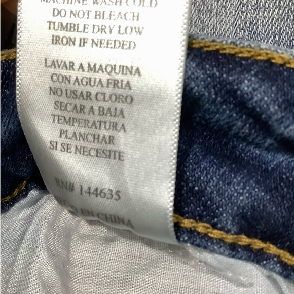 Kancan Distressed Raw Hem Jean Short Stretch - Picture 5 of 6